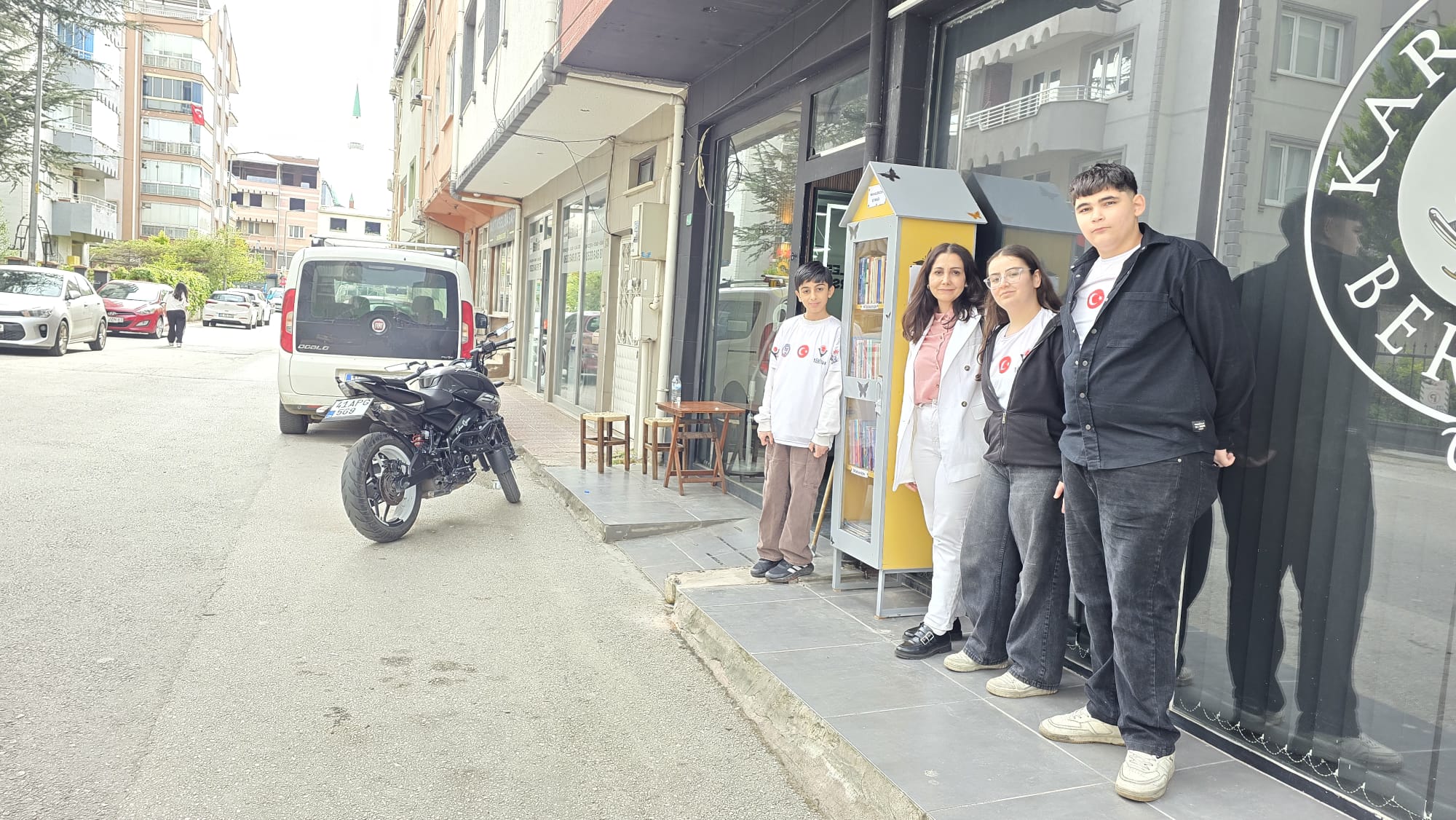 Şehit Piyade Er Rahim Keskin Ortaokulu Öğrencilerinden “Mahallem Okuyor” Projesi