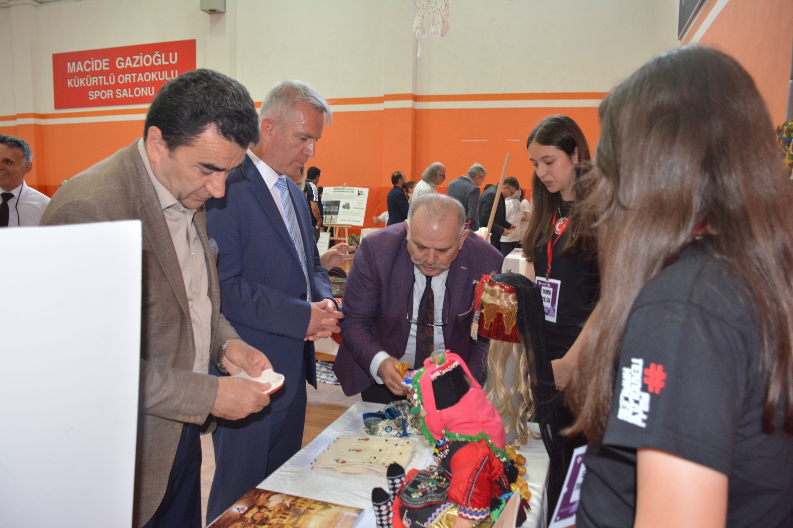 “Macide Gazioğlu Göz Kamaştırıyor”