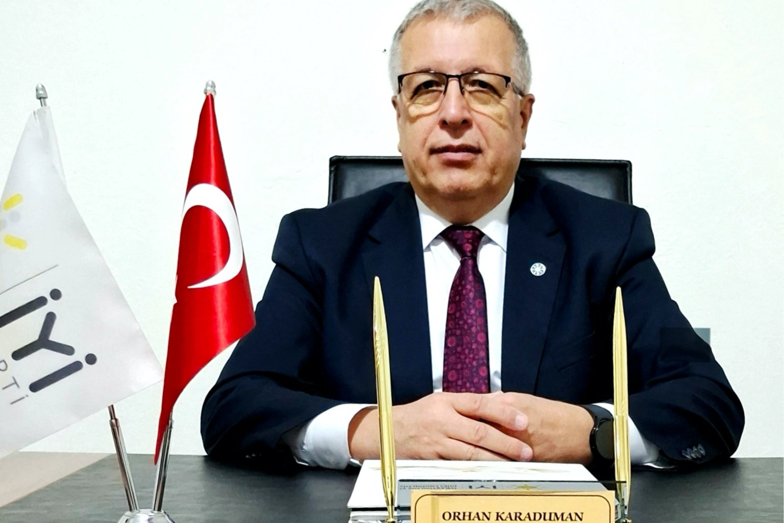 Orhan Karaduman’dan Gemlik Belediyesi’ne Kaldırım Tepkisi