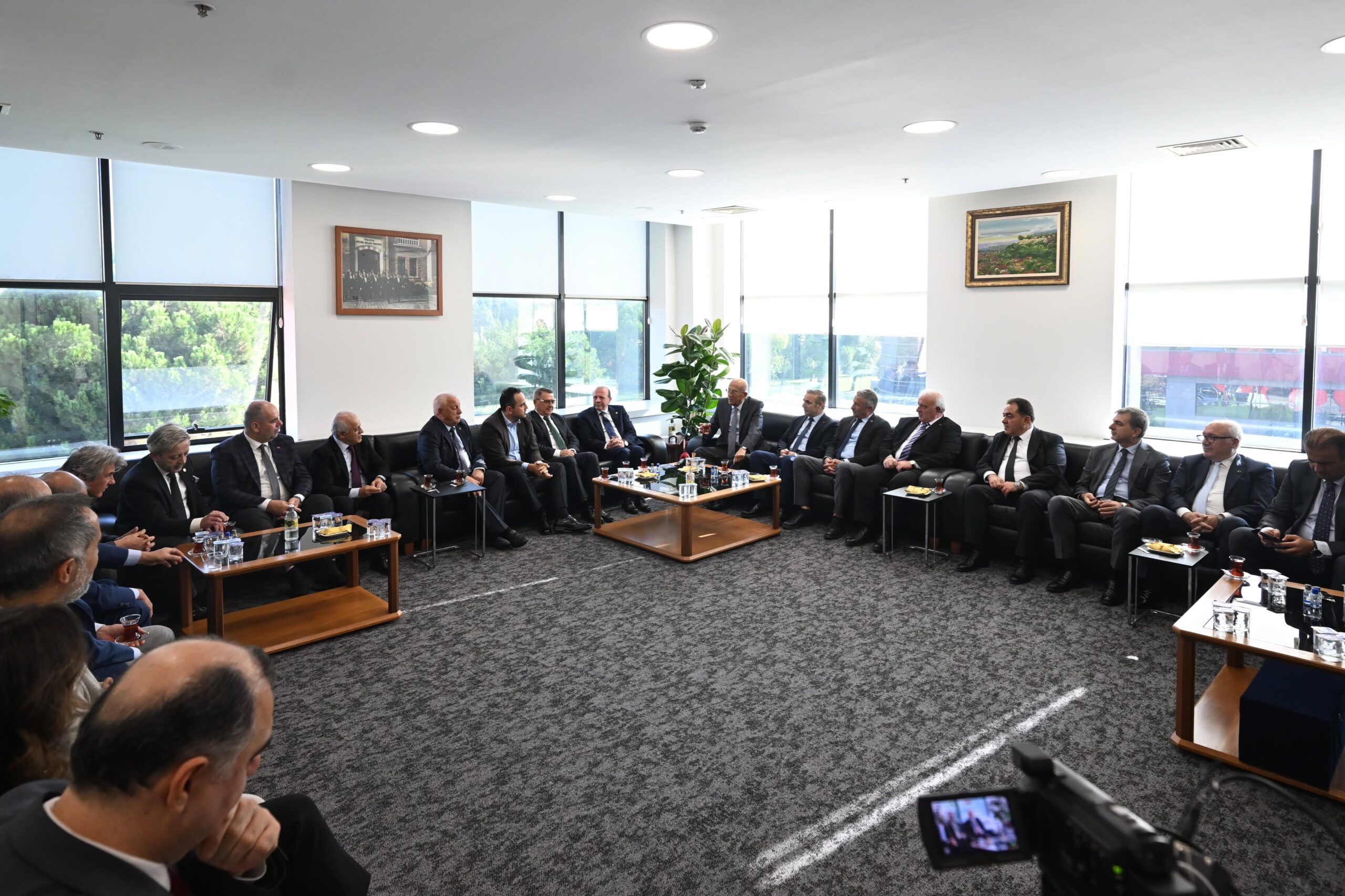 BESOB’dan BTSO Başkanı Özer Matlı ve Meclis Başkanı Erol Dağlıoğlu’na hayırlı olsun ziyareti
